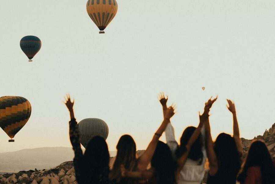Cappadocia: Sunrise Balloon Watching Tour with Video - Snacks, hot drinks, and possible extras