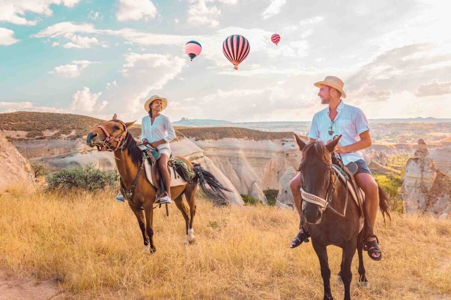 Cappadocia: Sunrise Hot Air Balloon Flight in Cat Valley - Key points at a glance