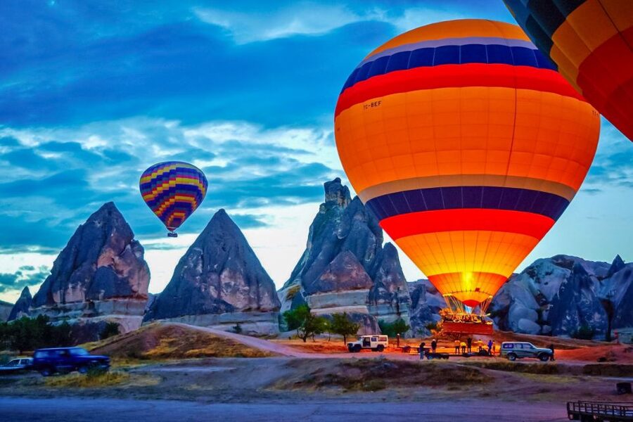 Cappadocia: Sunrise Hot Air Balloon, Göreme & Fairy Chimneys - Watching the balloon come to life
