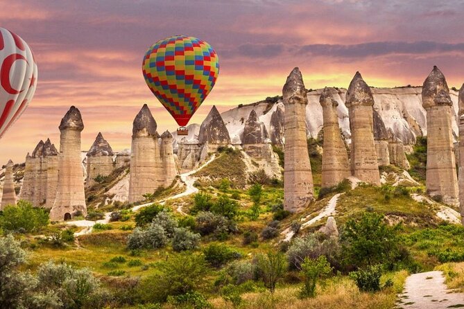 Cappadocia: Sunrise Hot Air Balloon Watching Tour - Practical strengths and possible frustrations