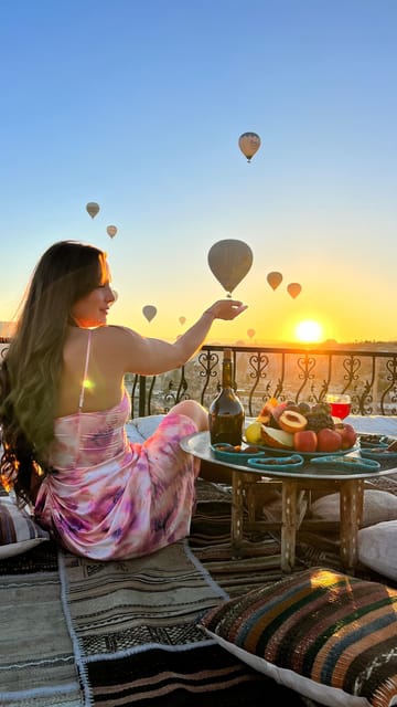 Cappadocia: Terrace Photo Spot With Balloon Flight View - Key points at a glance