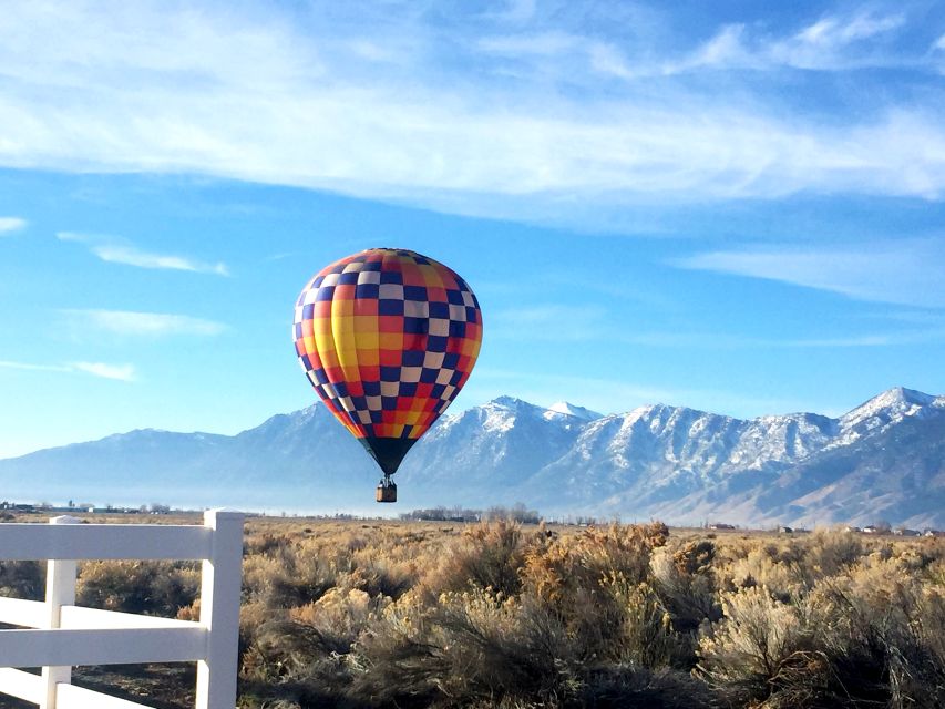 Carson City: Hot Air Balloon Flight - Floating above Carson Valley