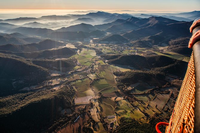 Catalonia Hot Air Balloon Ride and Breakfast over the Volcanoes of la Garrotxa - Key points at a glance