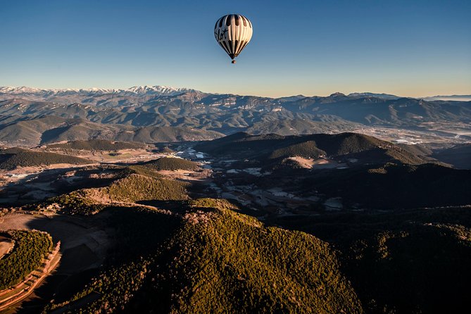 Catalonia Hot Air Balloon Ride and Breakfast over the Volcanoes of la Garrotxa - Starting at Vol de Coloms near Croscat Volcano