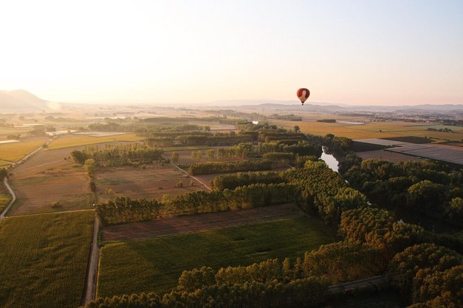 Catalonia Hot Air Balloon with Optional Pick up from Barcelona - Who will enjoy this most?