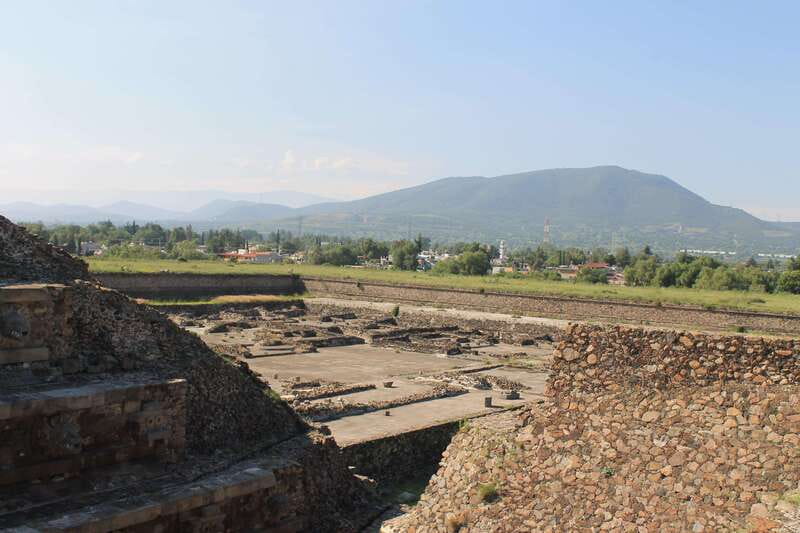 CDMX: balloon ride over Teotihuacan with transportation included - The balloon flight over the pyramids