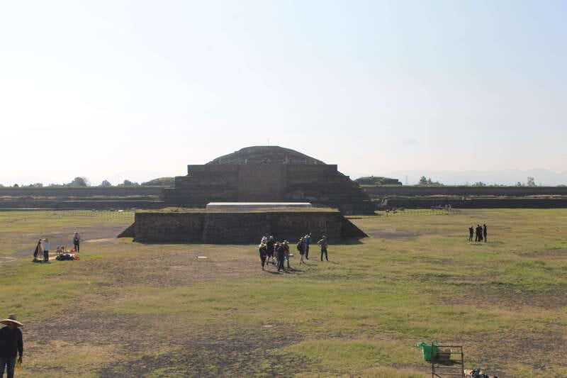 CDMX: balloon ride over Teotihuacan with transportation included - Who should book this experience?