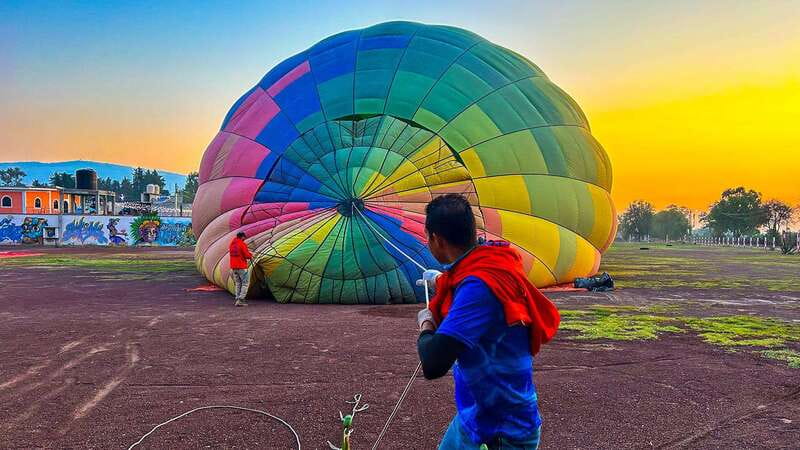 CDMX: Teotihuacan Balloon Flight with Optional Pyramids Tour - Lunch and the Mexican flavors on offer