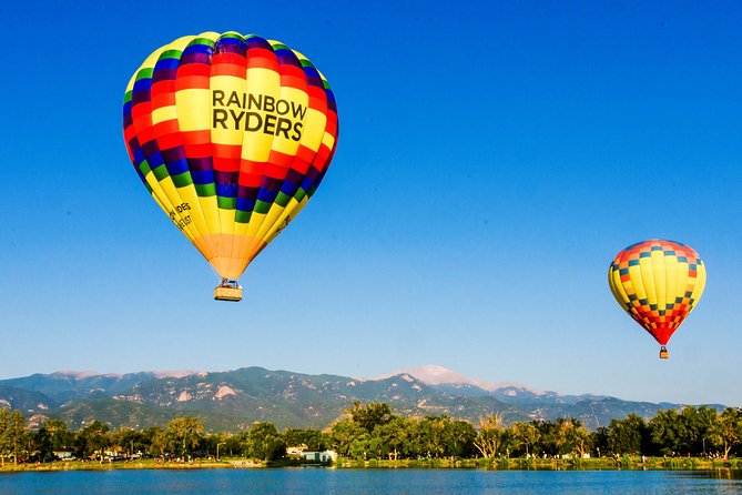 Colorado Springs Sunrise Balloon Ride - A small group, but not a private flight