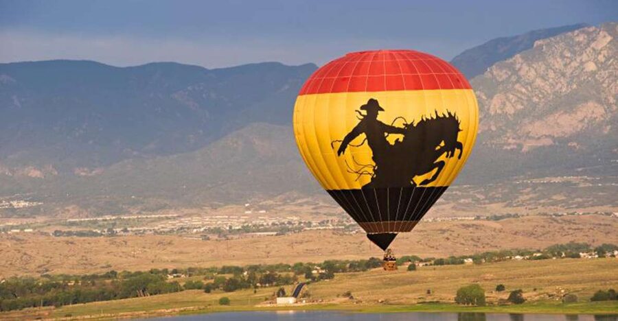 Colorado Springs: Sunrise Hot Air Balloon Flight - Key points at a glance