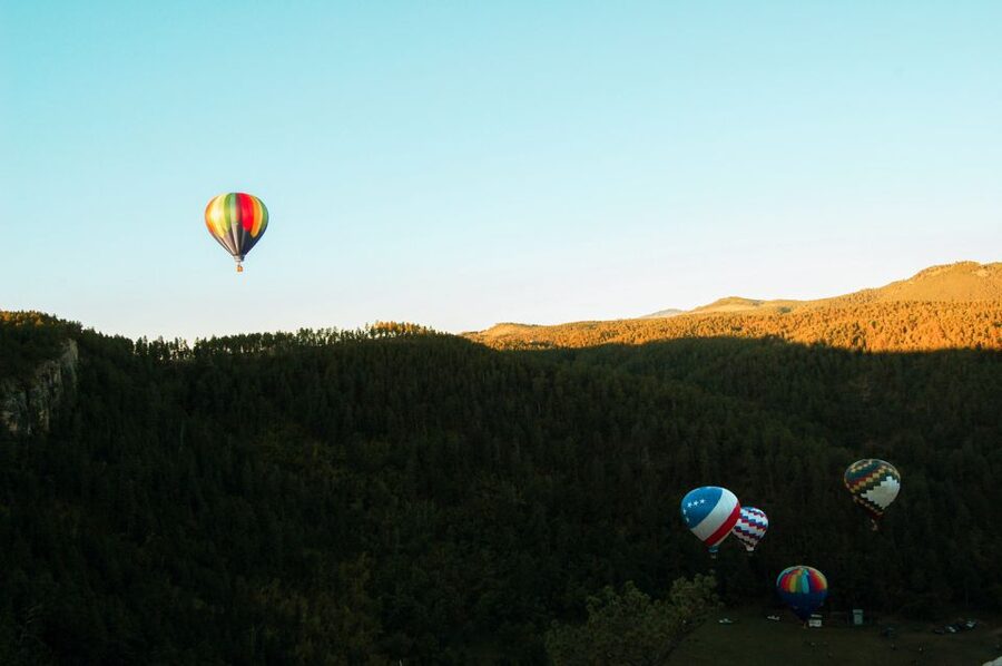 Custer: Black Hills Hot Air Balloon Flight at Sunrise - Pilots who keep the mood relaxed