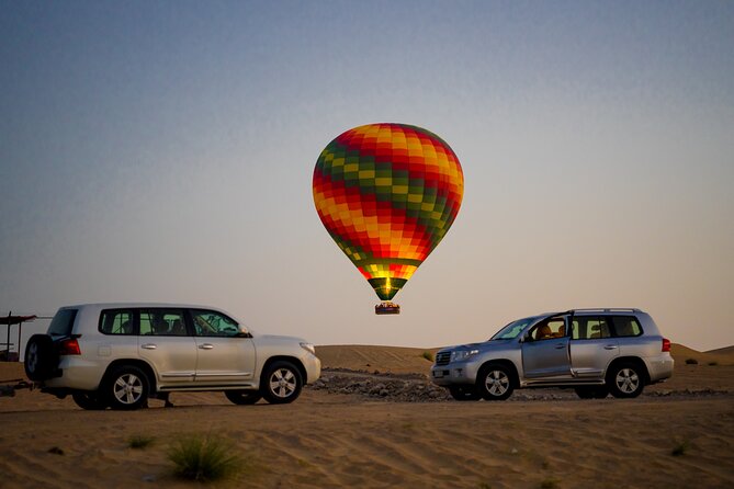 Dubai Hot Air Balloon Ride with Breakfast, Falconry & Camel Ride - What breakfast is really like