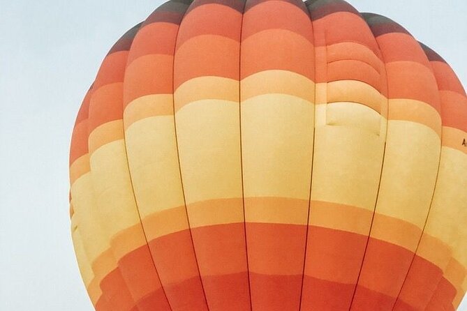 Dubai Hot Air Balloon Sunrise Sightseeing Ride - The transport and five-hour schedule