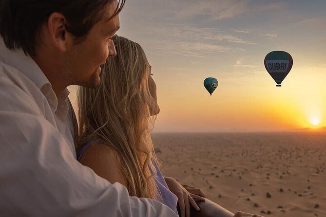 Dubai Hot Air Balloon Tour with Breakfast Camel Ride and Transfer - What You See During the 40 to 60 Minute Flight