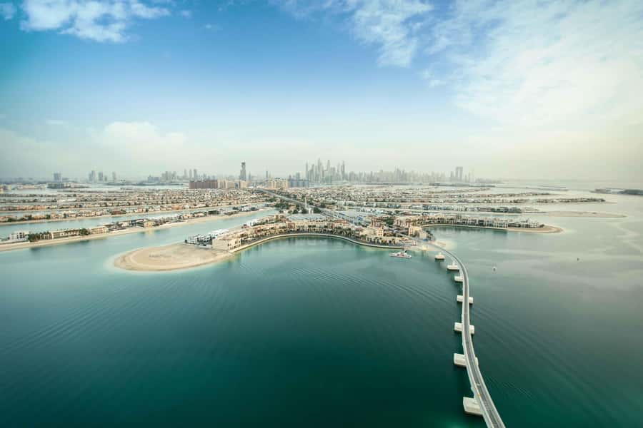 Dubai: The Dubai Balloon at Atlantis - The pilots make a difference