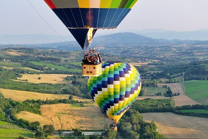 Experience the Magic of Tuscany from a Hot Air Balloon - One hour above Chianti