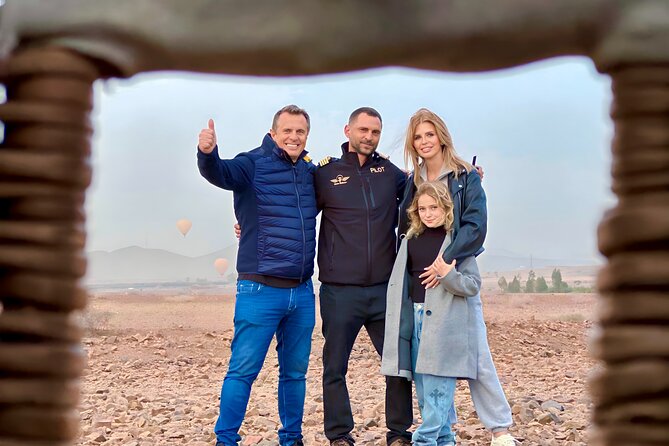 Fly in a hot air balloon in the sky of the Atlas in Marrakech - Why this balloon flight is special near Marrakech