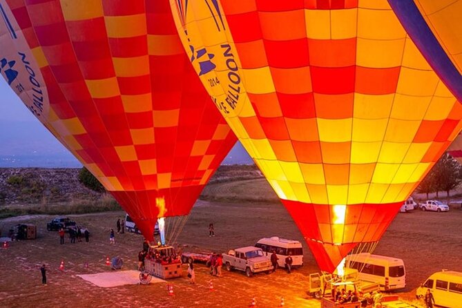From Antalya: Pamukkale Hot Air Balloon Flight with Lunch - The balloon briefing and flight above Pamukkale