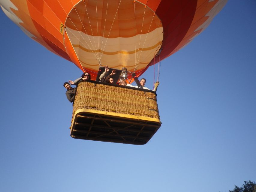 From Barcelona: Half-Day Hot Air Balloon Flight Ticket - The guides and the small-group feel