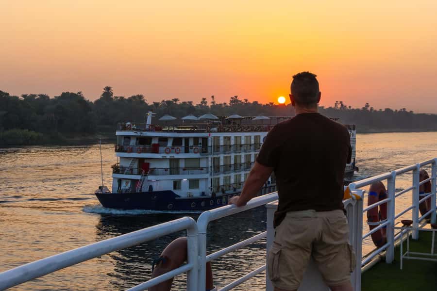 From Cairo: 3-Day Nile Cruise with Hot Air Balloon & Flights - Karnak Temple and the Move Onto the Nile