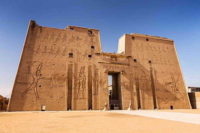 From Cairo 4-Day Nile Cruise to Aswan by Flights& Hot Air Balloon - Day three: Edfu and Kom Ombo by river