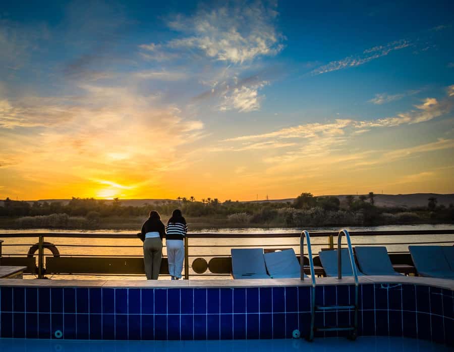 From Cairo: 4-Day Nile Cruise to Luxor with Balloon Flight - Day one: Aswan, Philae, and your first night aboard