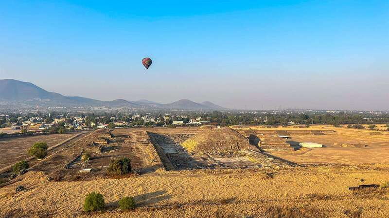 From CDMX: Hot air balloon ride, guided visits to Teotihuacan and Guadalupe - Key details to know before booking