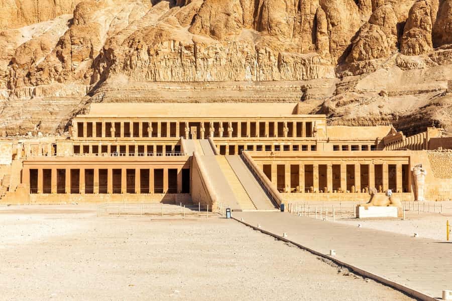 From Hurghada: 3-Day Nile Cruise to Aswan & Hot Air Balloon - The guide and coordination can make or break it