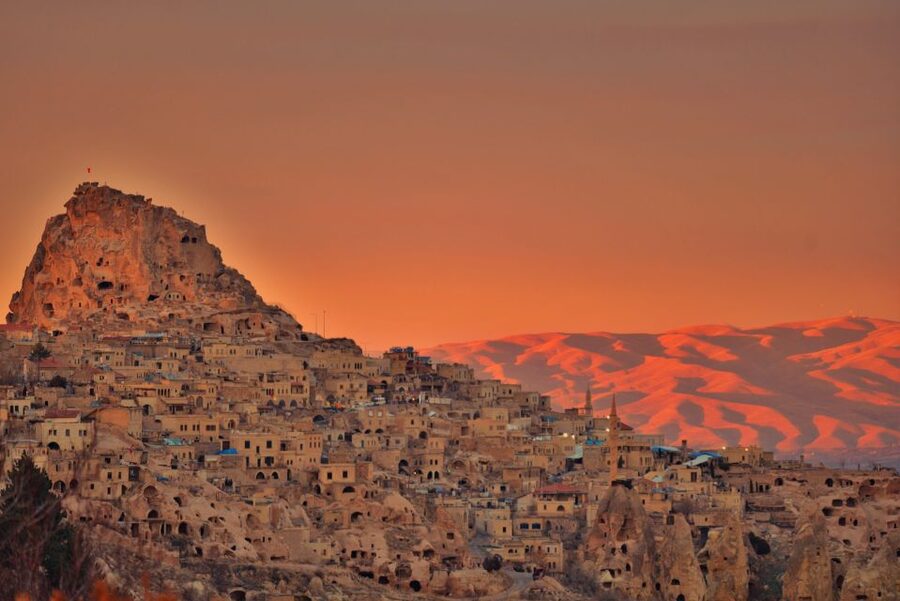 From Istanbul: 3-Day Cappadocia Tour with Balloon Ride - Göreme Open Air Museum and the cave churches