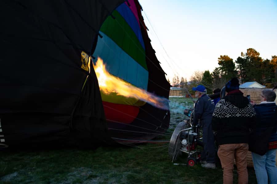 From Methven: Hot Air Balloon Flight in Canterbury with Wine - The quiet thrill of floating with the wind