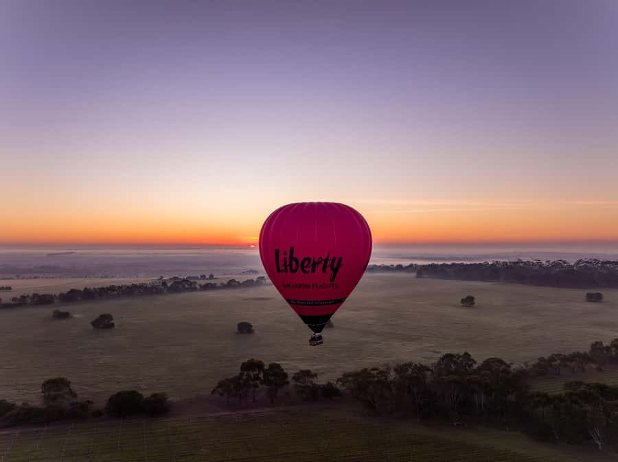 Geelong: Balloon Flight at Sunrise with Breakfast - Key points to know before booking