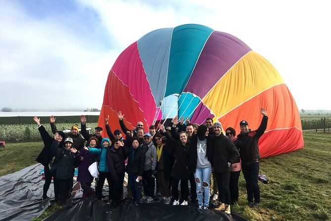 Geelong Ballooning Flight over Geelong & Bellarine Peninsula - A sunrise flight above Geelong