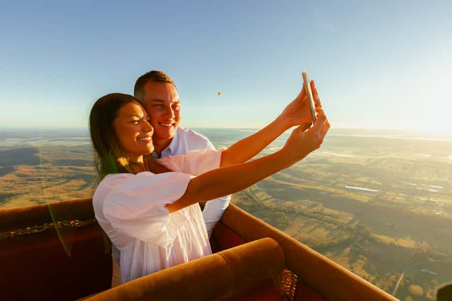 Gold Coast: Hot Air Balloon Flight and Vineyard Breakfast - Practical tips for a smoother morning