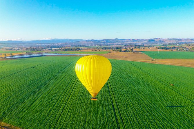 Gold Coast Hot Air Balloon + Winery Breakfast + Return Transfers - The 4am pickup and launch routine
