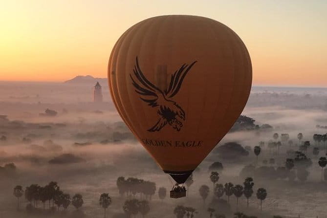 Golden Eagle Ballooning Myanmar - A 5:00 am start and the preflight routine