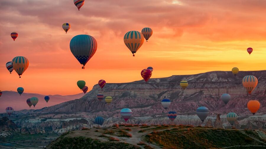 Goreme: Budget Hot Air Balloon Ride over Cappadocia - Forty-Five Minutes Above Göreme Valley
