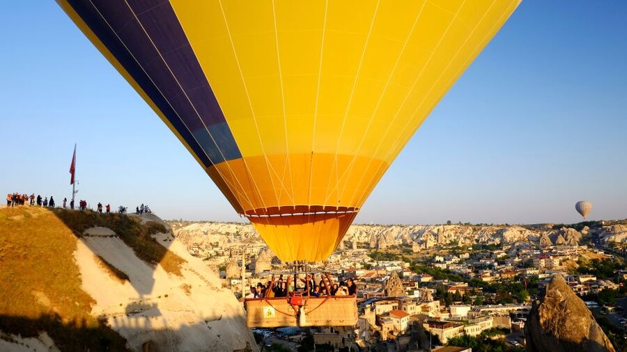Goreme: Budget Hot Air Balloon Ride over Cappadocia - What $250 Buys You