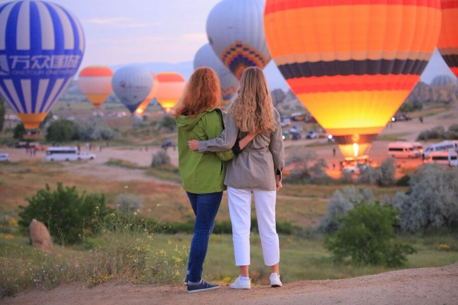 Göreme: Luxury Hot Air Balloon Flight in Göreme Valleys - What happens after landing