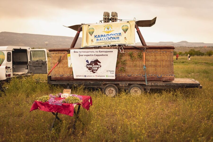 Göreme: Luxury Hot Air Balloon Flight in Göreme Valleys - A predawn start from six Cappadocia towns