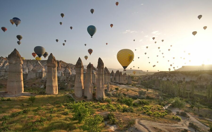 Goreme: Sunrise Hot Air Balloon Flight over Cappadocia - Why the central launch point matters