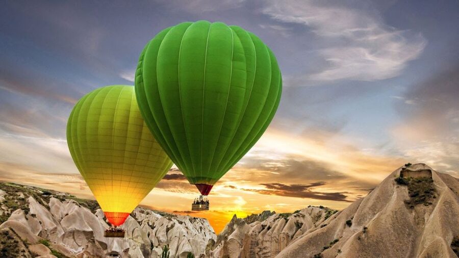 Goreme: Sunrise Hot Air Balloon Flight over Cappadocia - Fifty to sixty minutes above Cappadocia