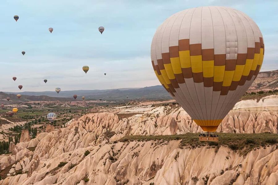 Göreme: Sunrise Hot Air Balloon Ride over Cappadocia - Why sunrise is the right time for Cappadocia