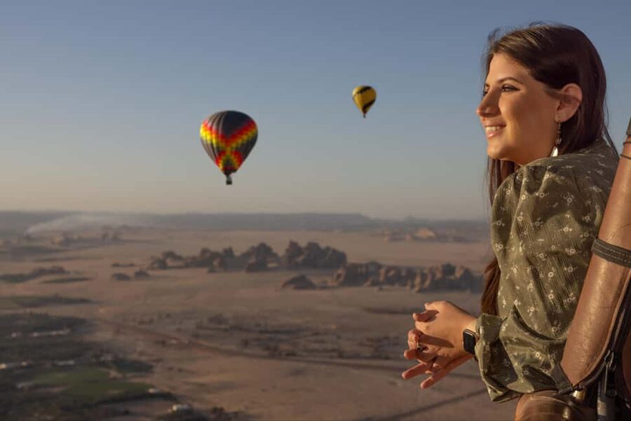 Hegra Al Ula: Sunrise Hot Air Balloon Flight - The pre-dawn pickup sets the pace