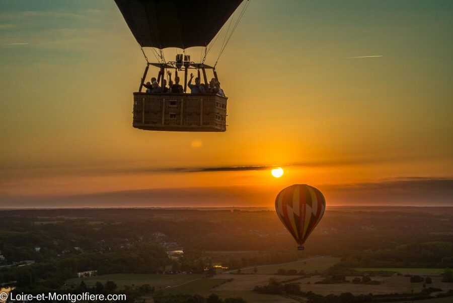 Hot Air Balloon Flight above the Castle of Chenonceau - Meeting at Saint-Georges-sur-Cher