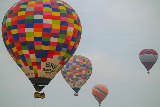 Hot Air Balloon Flight and Tour of the Majestic Pyramids - Two hours at Teotihuacan is enough for an overview, not a full visit