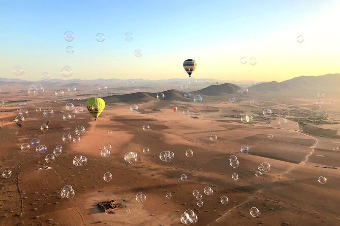 Hot air balloon flight at sunrise in Marrakech & breakfast - Leaving Marrakech before sunrise