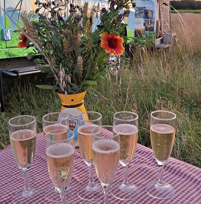 Hot air balloon flight:Chambord, Chenonceau,Cheverny,Blois - The landing toast in Centre-Val de Loire