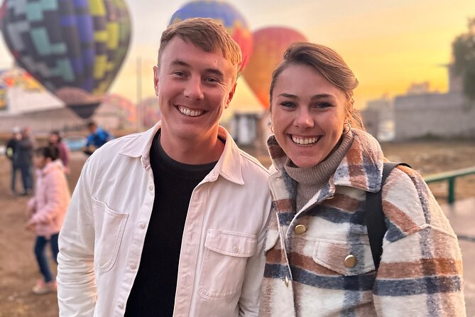 Hot air balloon flight in Teotihuacán + Breakfast in a Cave - The 45-minute flight above Teotihuacán