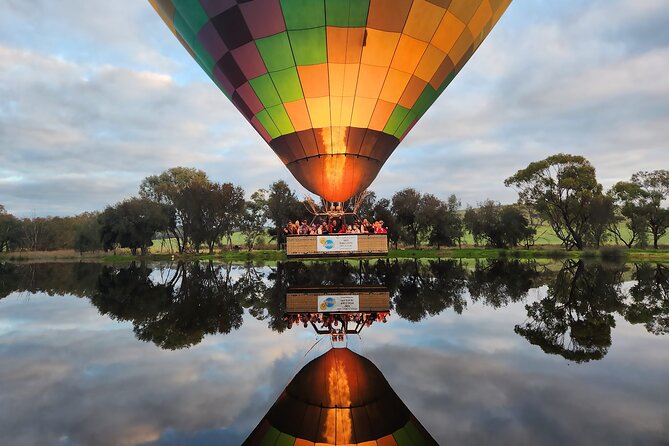 Hot Air Balloon Flights in Perth (Avon Valley) with breakfast - The flight above the Avon River