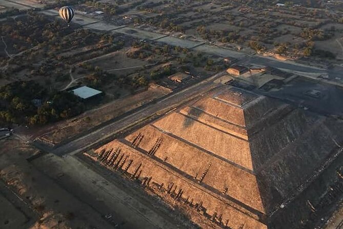 Hot air balloon from CDMX and Restaurant la Gruta (ORIGINAL) - Why the balloon flight is the main event